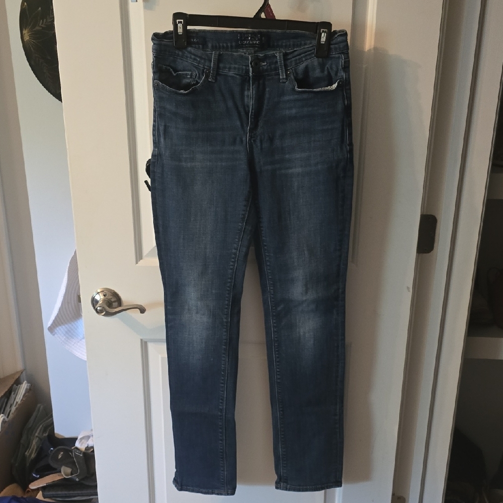 Lucky Brand Classic Blue Jeans with Brown Patch